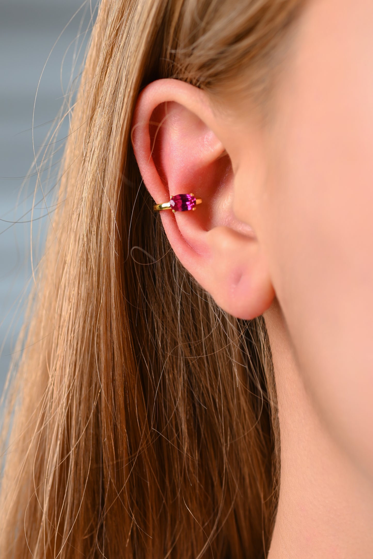 STONE SINGLE EAR CUFF (PURPLE STONE)