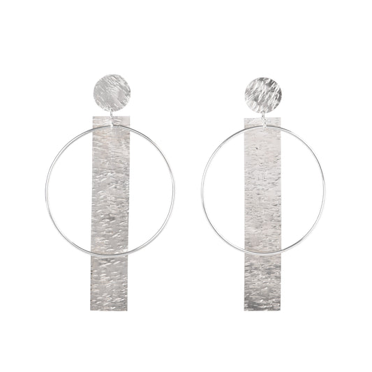 THE HAMMERED SIGNATURE EARRINGS