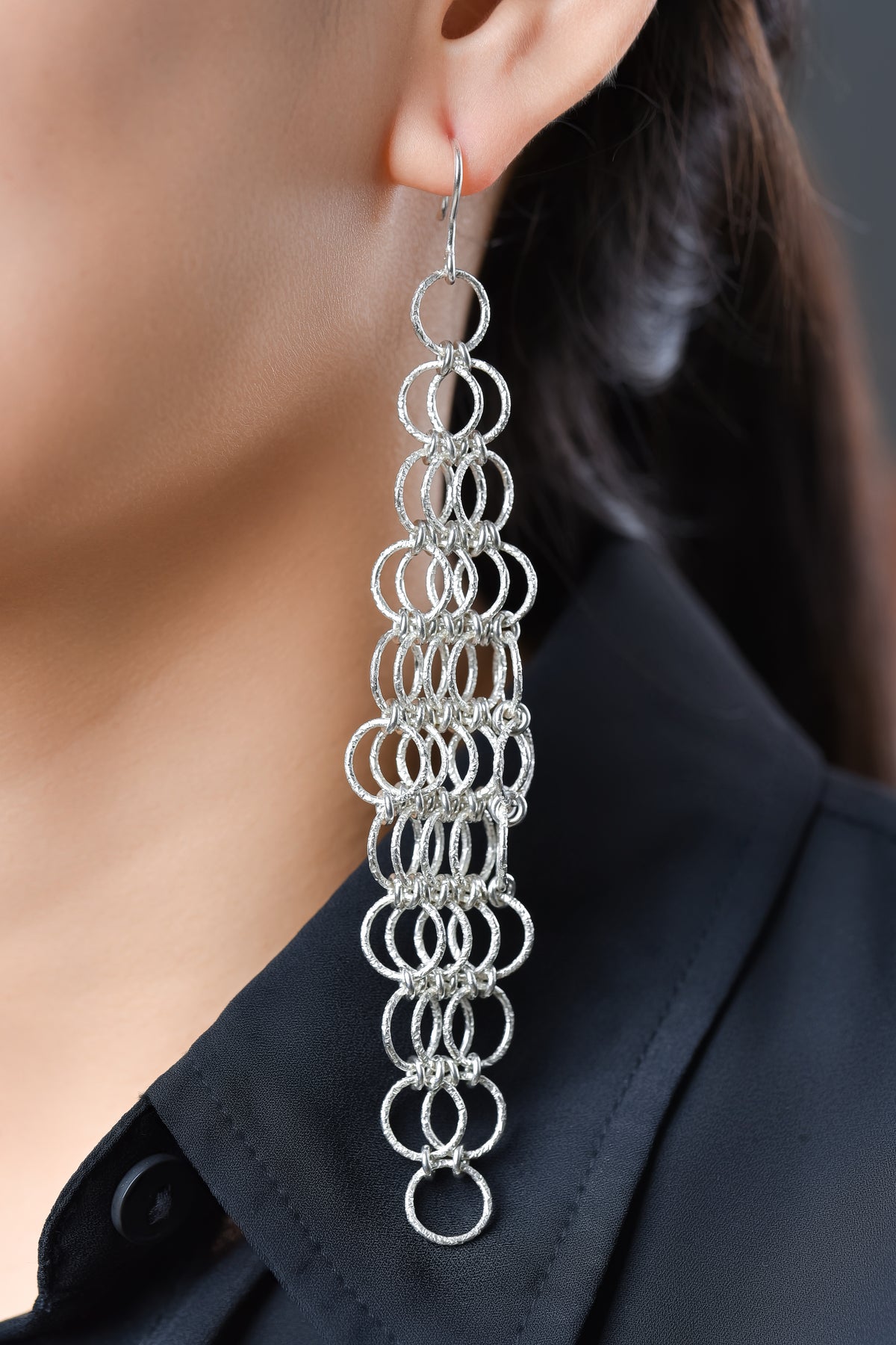 Single Loop Cut Chain SINGLE CIRCLE CHAIN EARRING – Les Loops