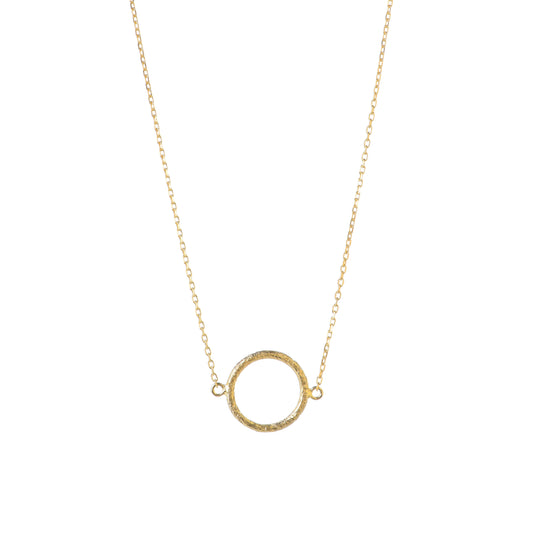 HAMMERED CIRCLE NECKLACE